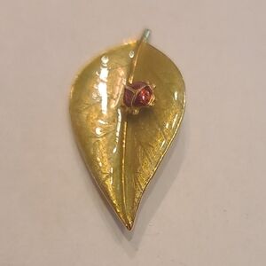Vintage LIA Signed Brooch Ladybug Leaf Gold Tone Enamel 3D